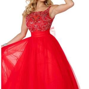 NEW KARISHMA CREATIONS women's prom dress in red